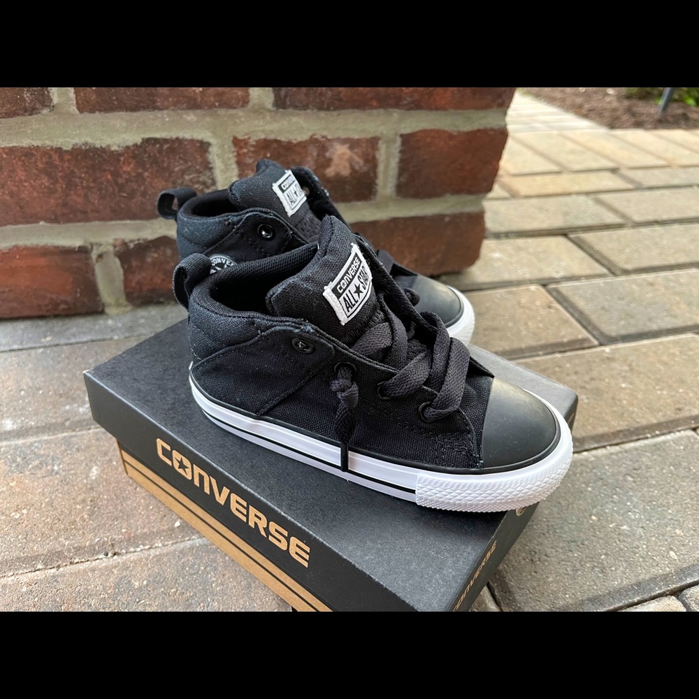 Toddler size 8 black converse high top sneaker